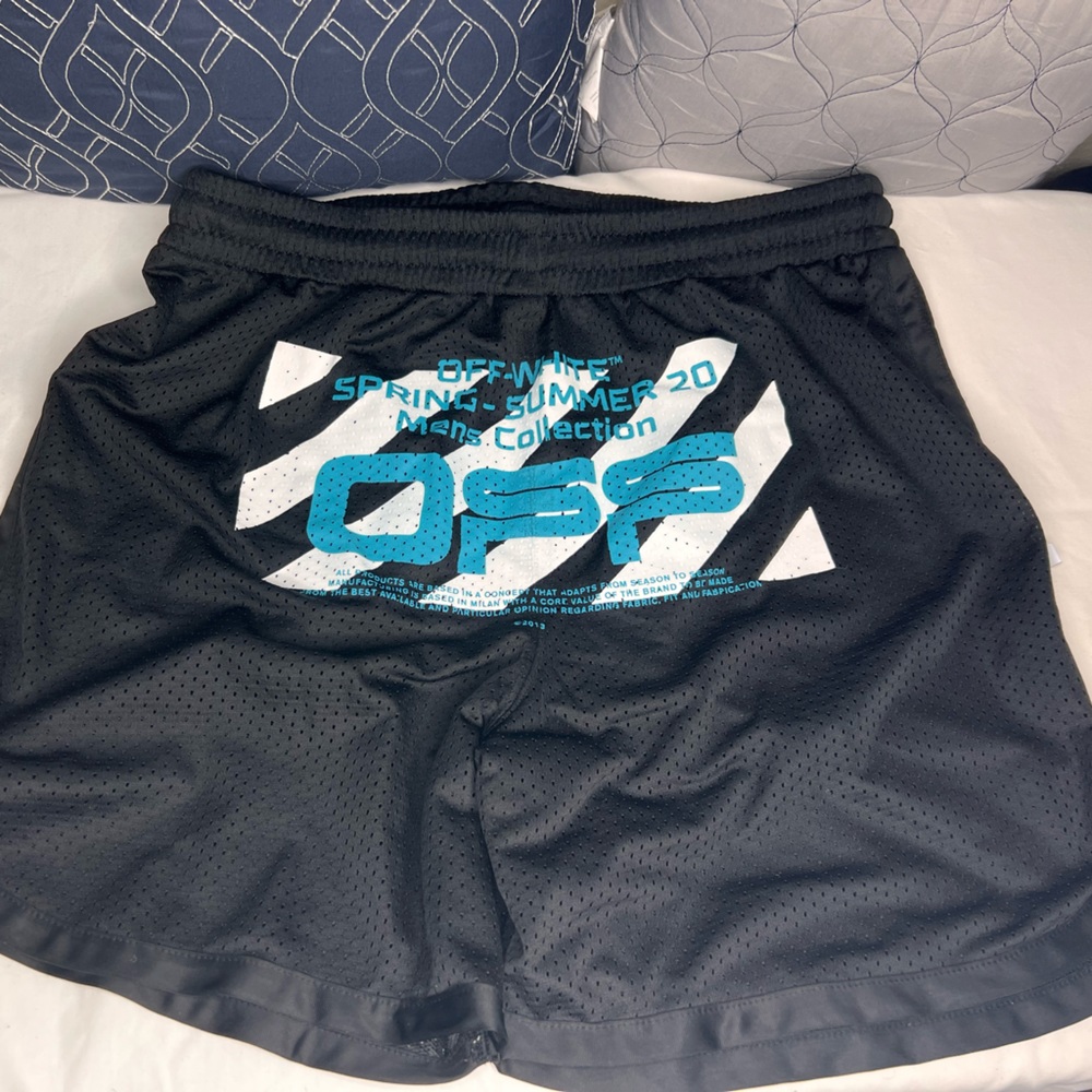 Off White Shorts - image 1